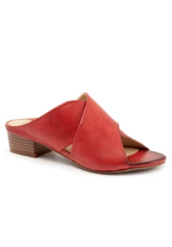 Nora Heeled Sandal