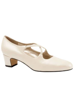 Jamie Pump By Trotters®