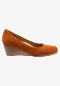 Winnie Wedge -Trotters Shop 0050 13987 ma 0003