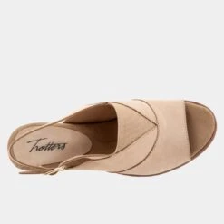 Mavis Slingback Heel -Trotters Shop 18070ad1 3925 45ae 99b8 00bcfbe3ba1b