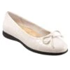 Dellis Flat -Trotters Shop T2054115 1753773 1