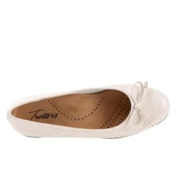 Dellis Flat -Trotters Shop T2054115 1753773 5